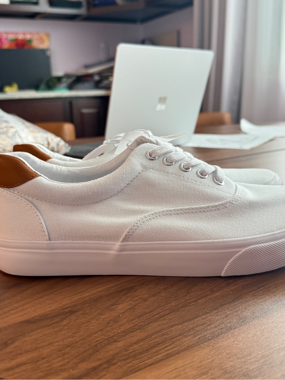 J.Crew White Canvas Men’s Sneakers with Tan Heel Accent size 10 brand new